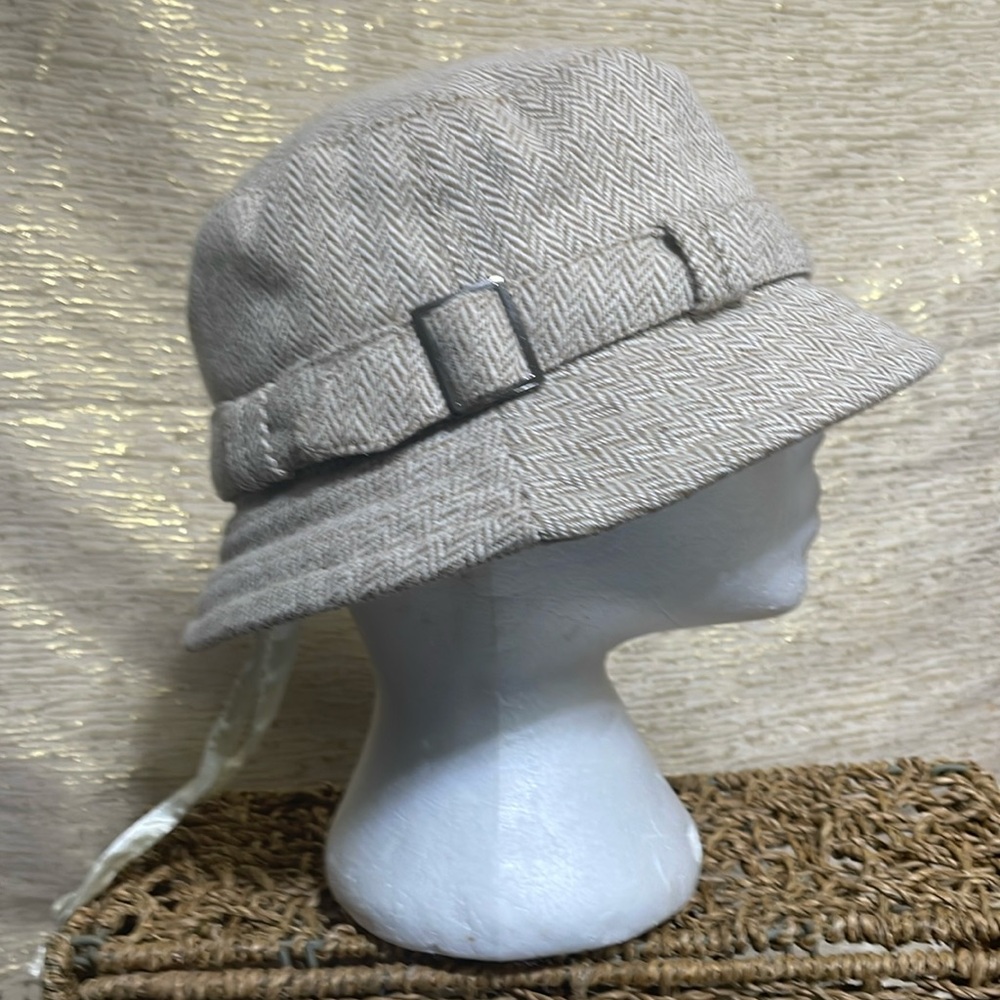 Tamworth by Wallaroo Adjustable Crème Tweed Wool Hat NWT